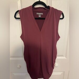 A Pea in the Pod Sleeveless Burgundy Blouse Size L